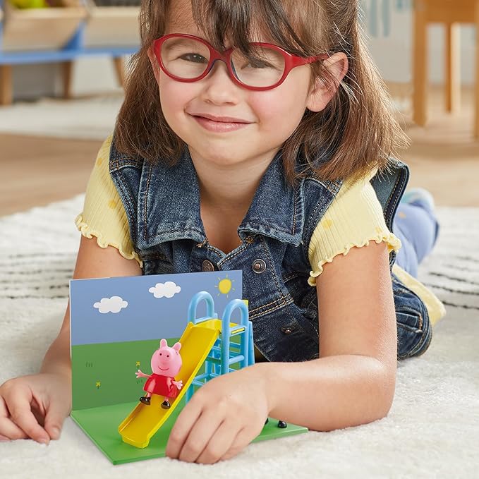 Peppa Pig Playground Slide Themed Preschool Toy and Danny Dog, Includes 2 Poseable Figures,Playset Playground Slide Accessory and Scene Cards, Toy for Girls and Boys Ages 3+