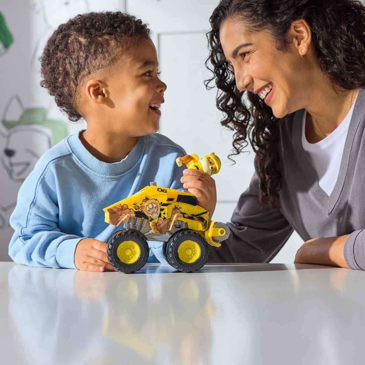 Paw Patrol Rubble Rescue Wheels - Collectable Action Car Figure - Children's Toy for 3 Years and Above | Rescue Wheels Excavator Pack with Roller with Rubble Figure Paw Patrol vehicle for children from 3 years old.