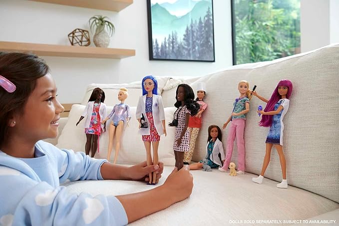 Barbie® Photographer Doll (12 inches), Petite Brunette, Heart-Print Dress & Shoes, Camera Accessory & 1 Puppy Figure, Great Gift for Ages 3 Years Old & Up