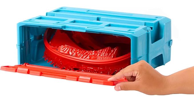 Hot Wheels® Track Set, Fire-Themed Track Set & 1 Hot Wheels® Car, 16 Track-Building and Stunting Components in Stackable Toy Storage Box