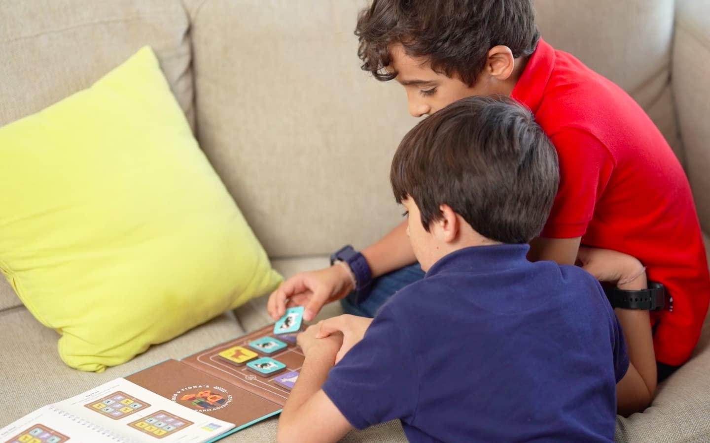 PELIKAS TOYZ Magnalogix Pen Them Up Junior Magnetic Board Games for Kids 4 to 7 Years Old Logical Thinking Mind Game Puzzle Educational Travel Toys and Brain Games Gifts for 5 Year Old Boys and Girls