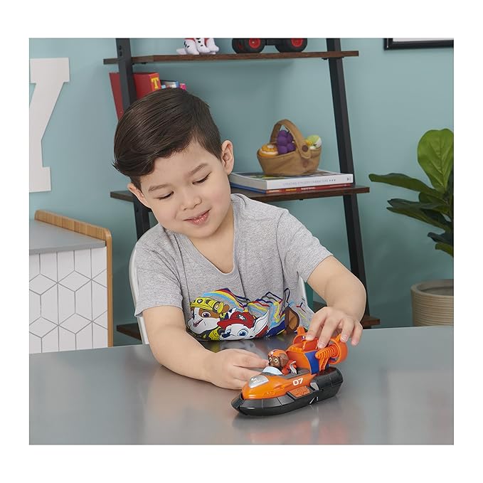 Paw Patrol, Zuma’s Deluxe Movie Transforming Toy Car with Collectible Action Figure, Kids Toys for Ages 3 and up, Multicolor, (6061910)