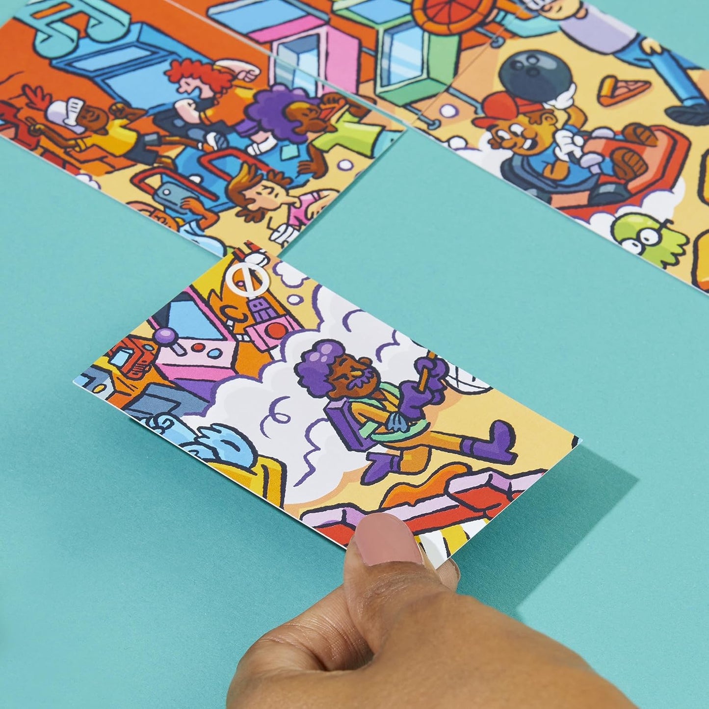 Hasbro Gaming Puzl It Game,Competitive Puzzle Card for Ages 7 and Up, Kids,Family for 2 to 6 Players, Pizza Party Theme, Puzzle Games
